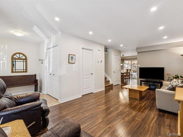 









375Z


Rue Jeannine-Grégoire-Ross

,
Gatineau (Gatineau),




QC
J8P0E1

