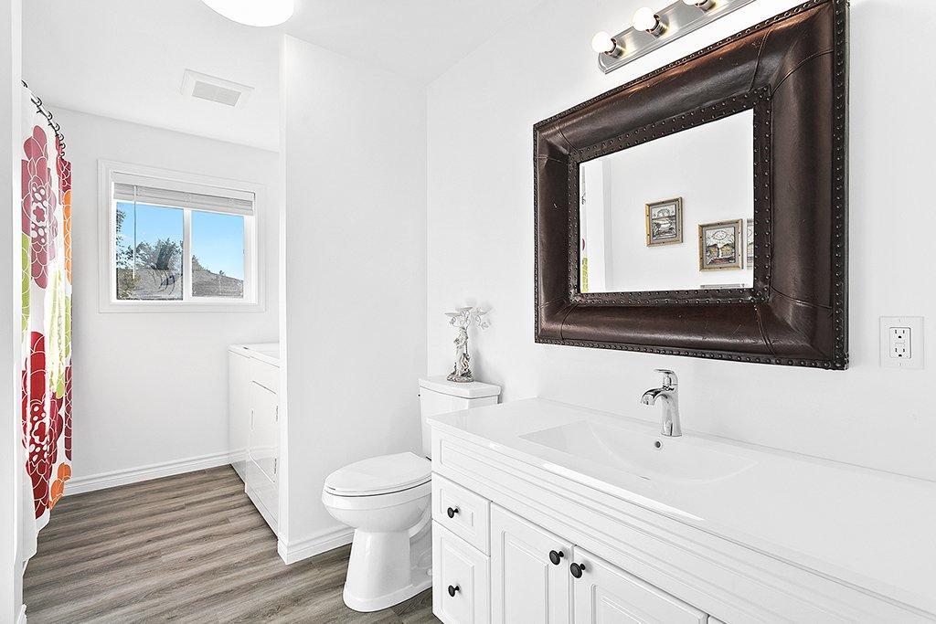 









34


Rue Centre

,
Shawville,




QC
J0X2Y0

