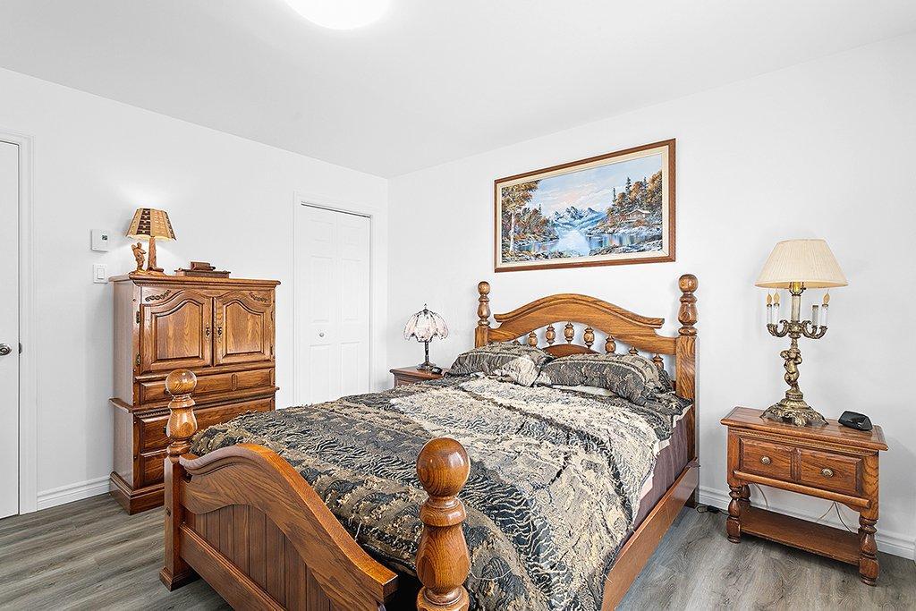 









34


Rue Centre

,
Shawville,




QC
J0X2Y0

