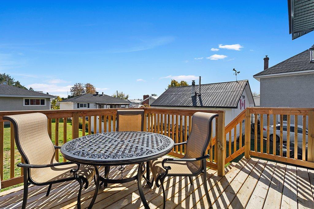 









34


Rue Centre

,
Shawville,




QC
J0X2Y0

