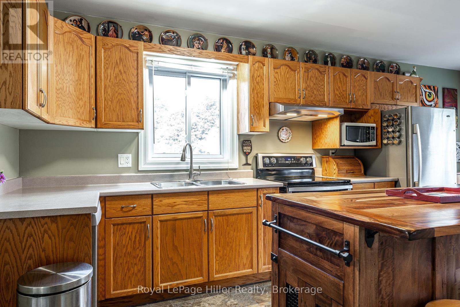 












74 BURNHAM COURT

,
Stratford,




Ontario
N4Z1H5

