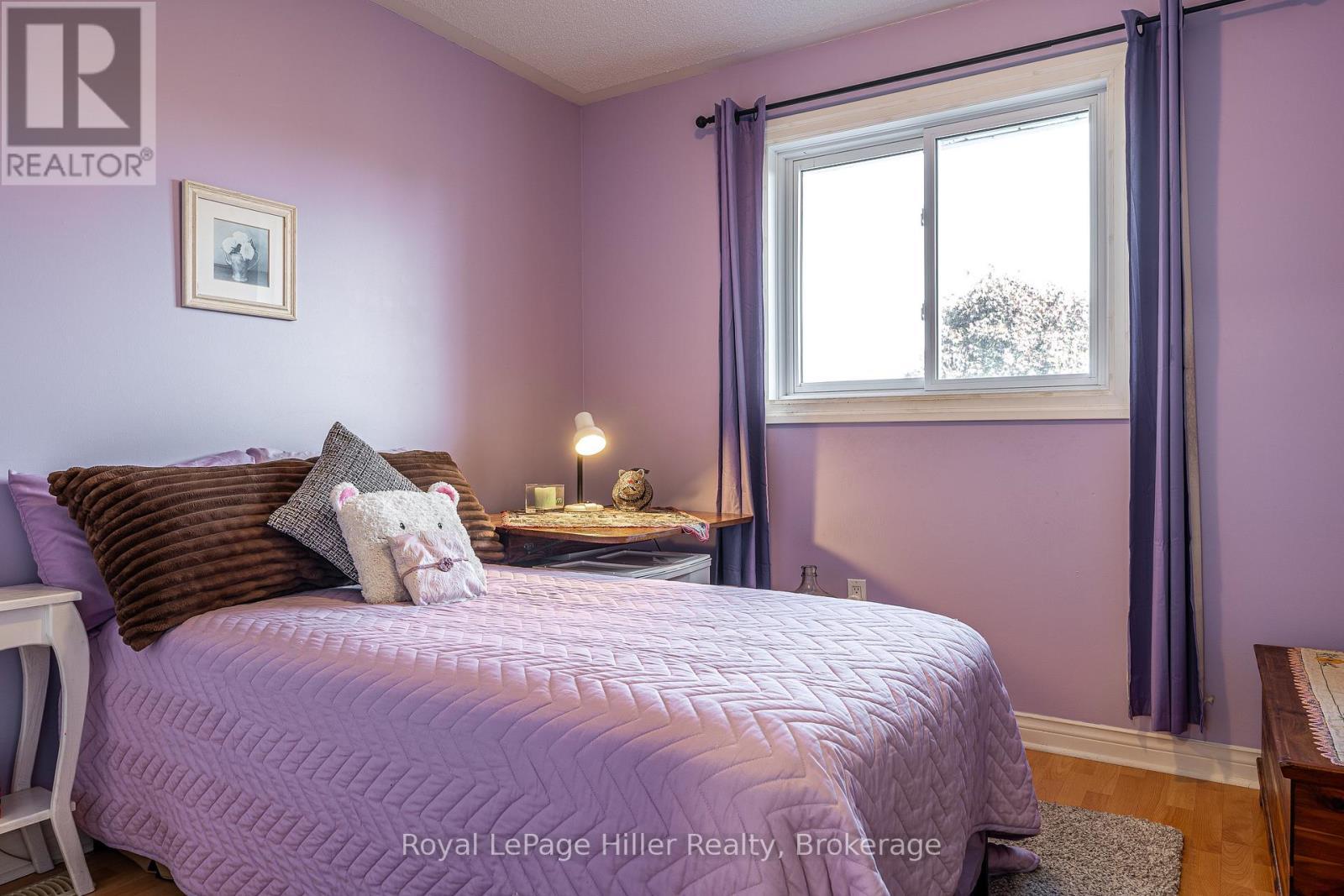 












74 BURNHAM COURT

,
Stratford,




Ontario
N4Z1H5

