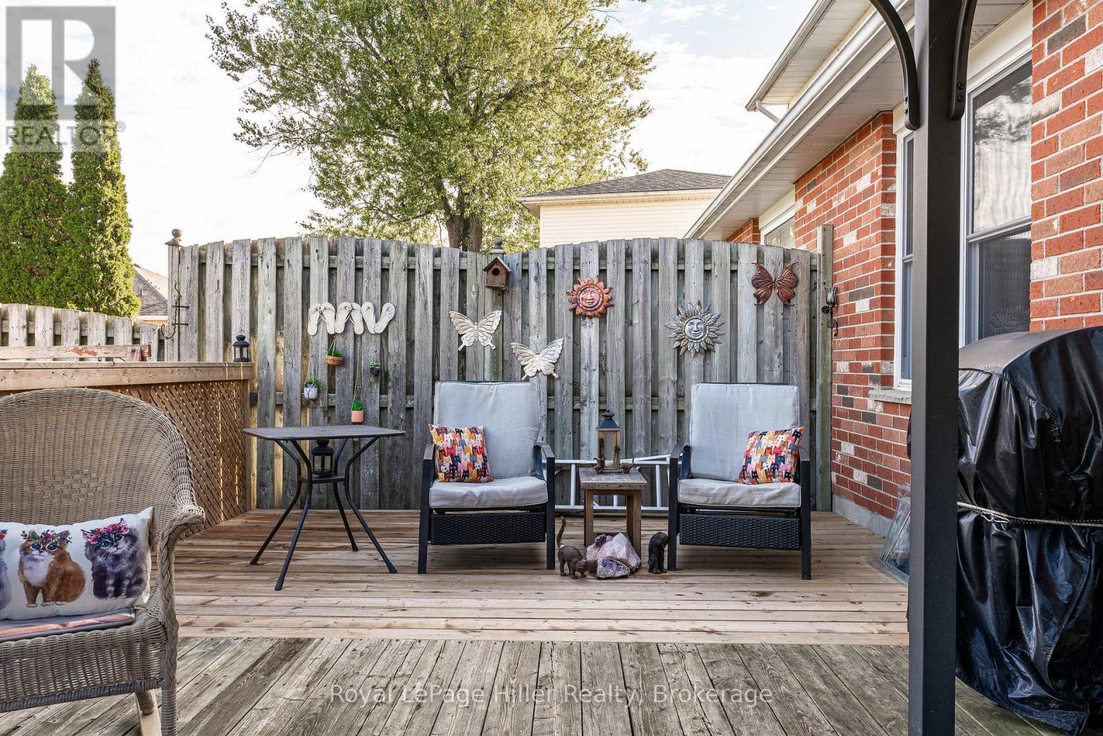 












74 BURNHAM COURT

,
Stratford,




Ontario
N4Z1H5

