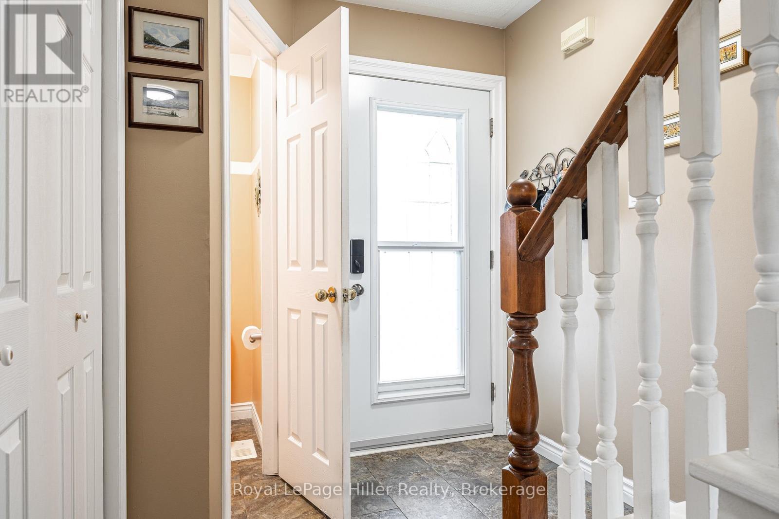 












74 BURNHAM COURT

,
Stratford,




Ontario
N4Z1H5

