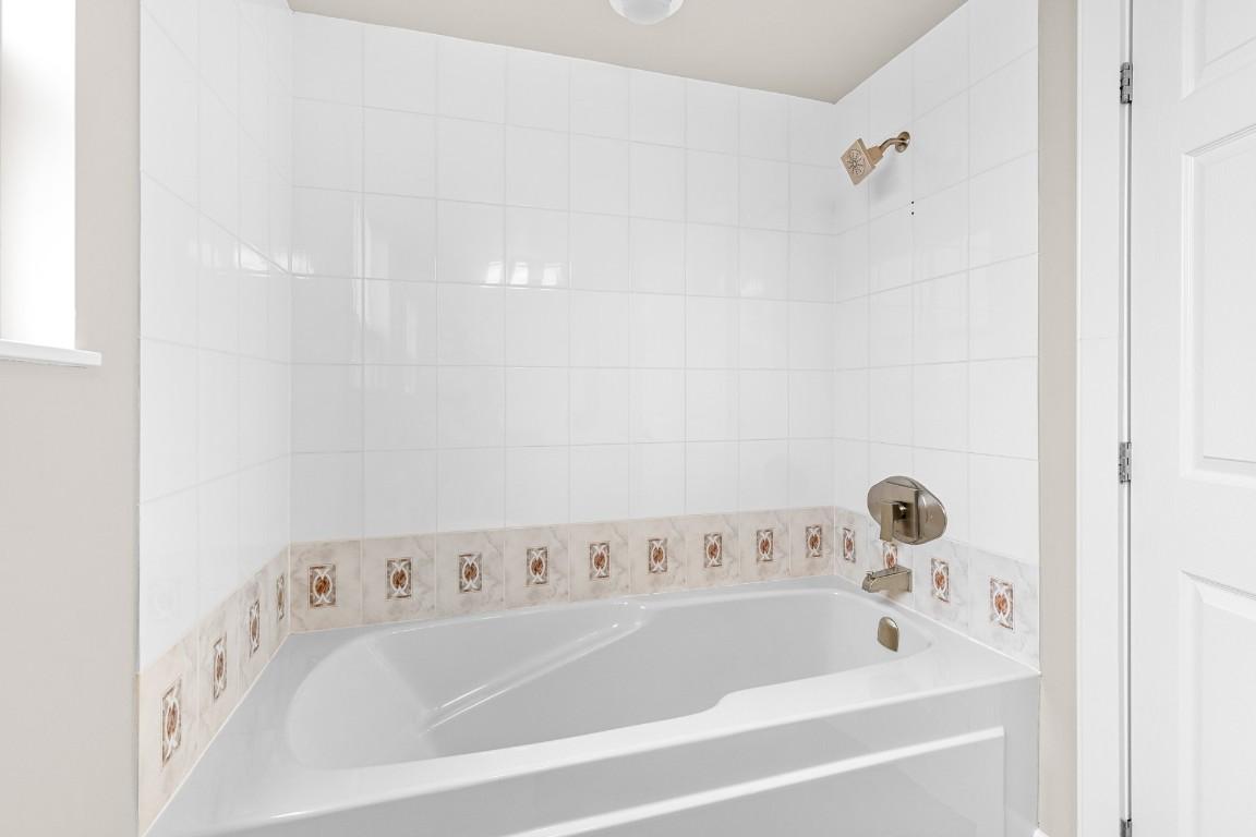 









1152


Sunset

Drive, 501,
Kelowna,




BC
V1Y 9R7

