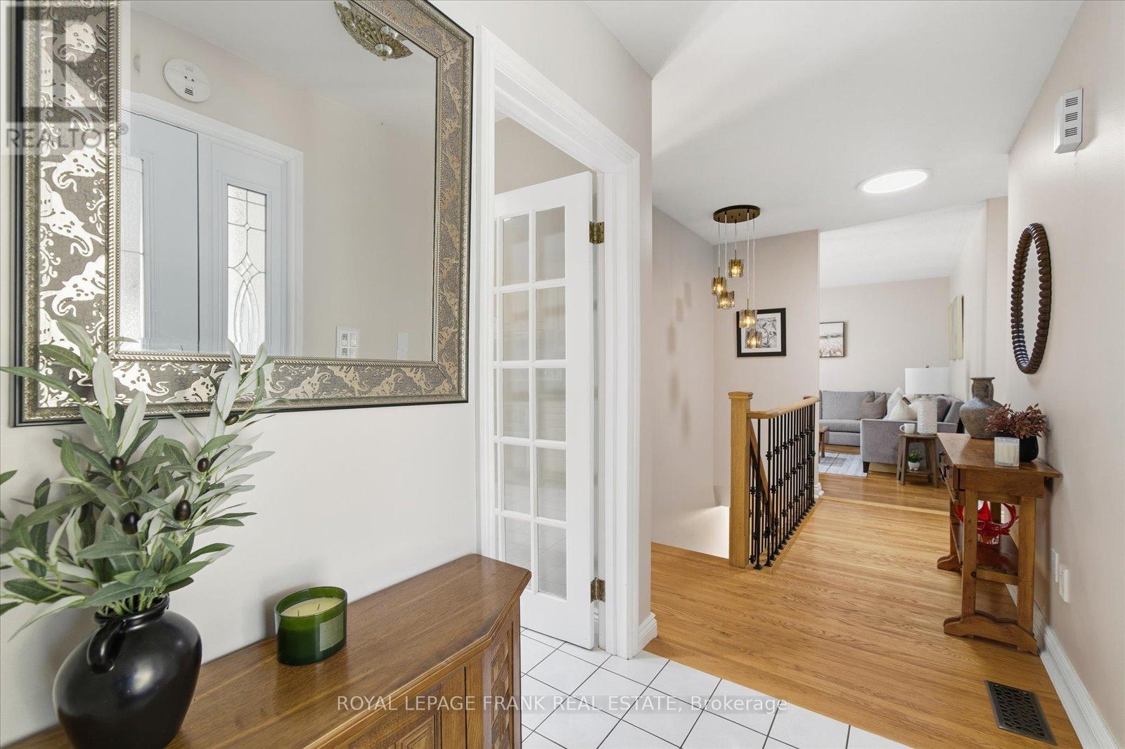 












948 OSHAWA BOULEVARD N

,
Oshawa (Centennial),




Ontario
L1G5V6

