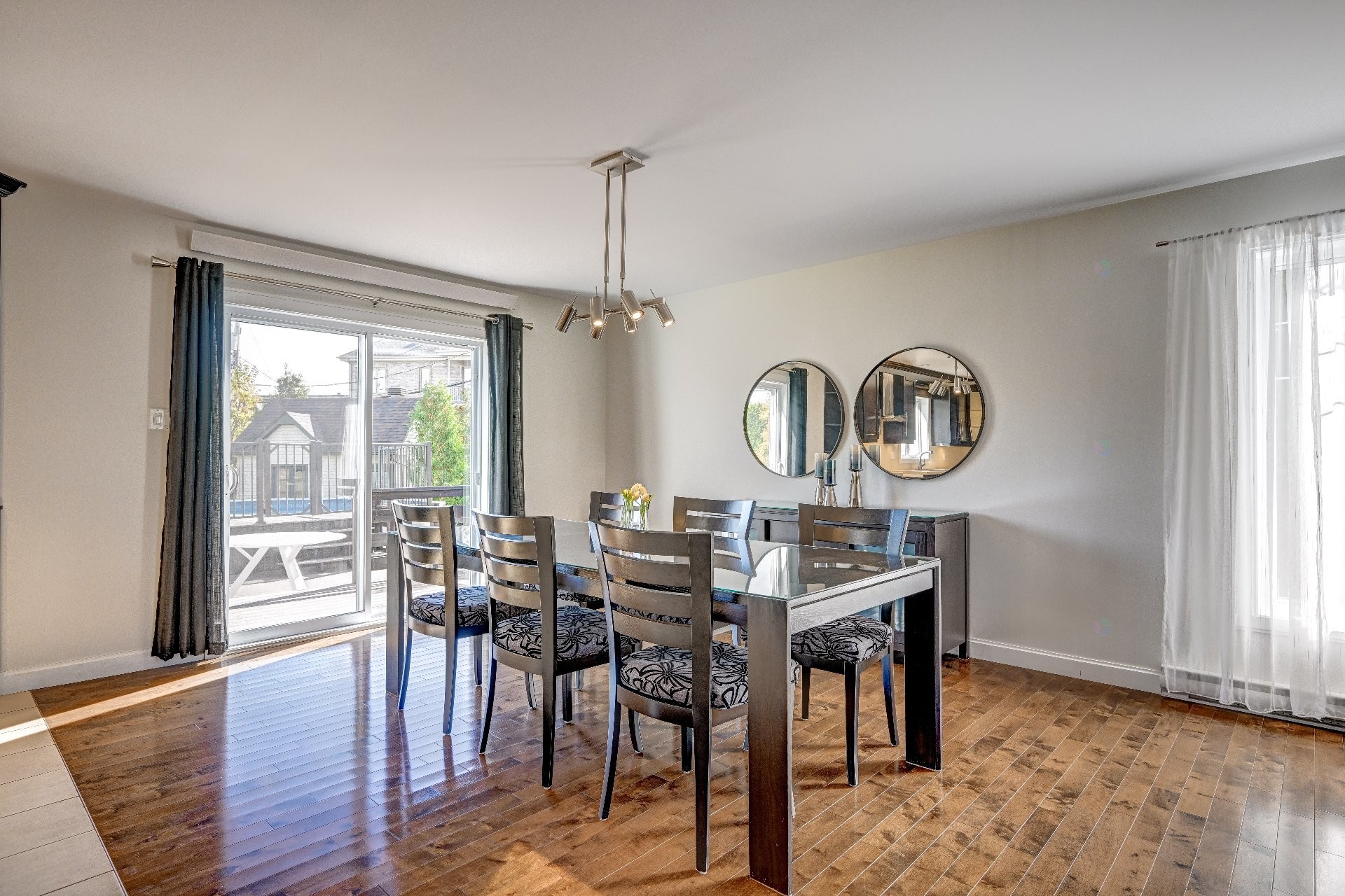 









1055


Rue de la Forge

,
Saint-Hyacinthe,




QC
J2T0A2

