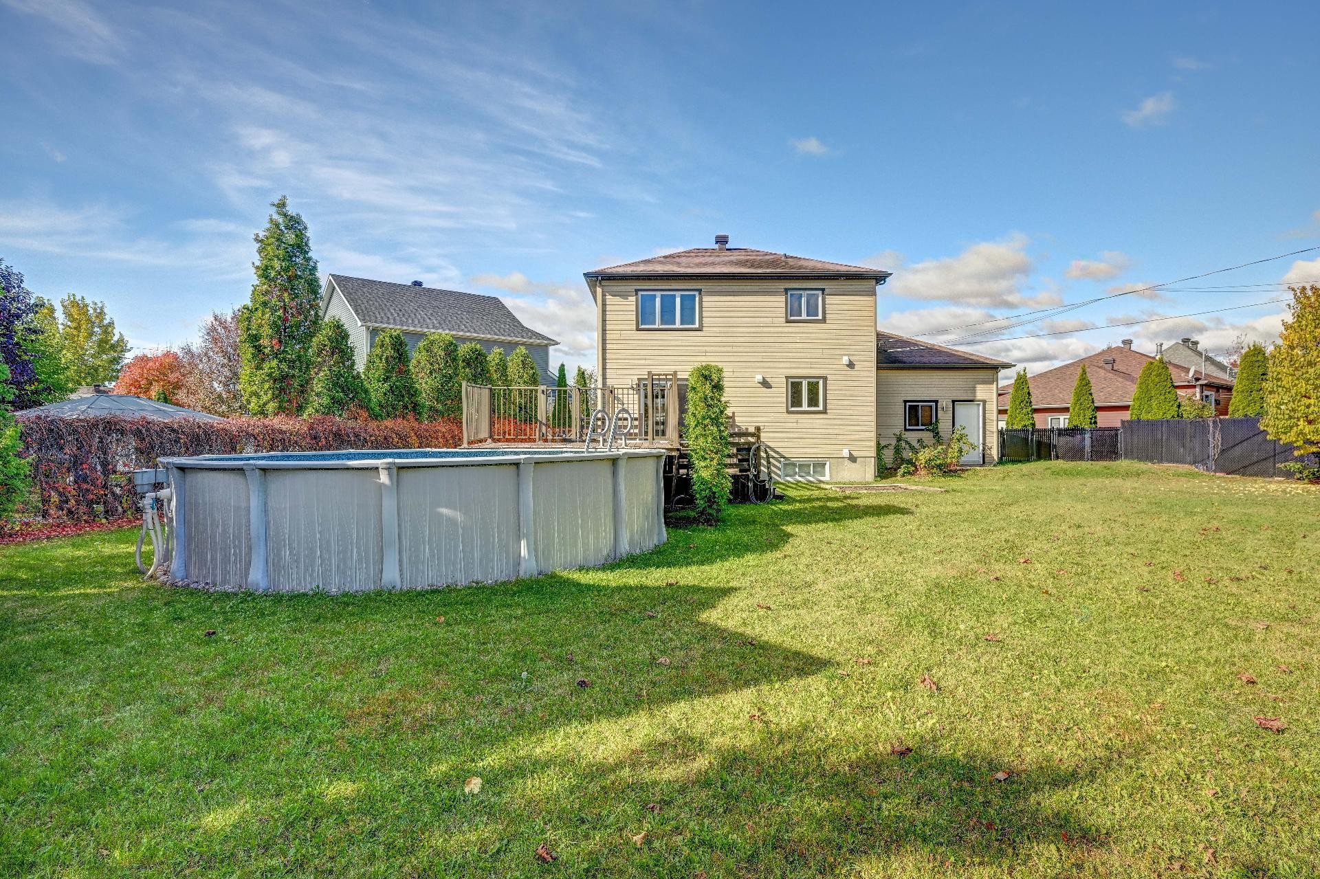 









1055


Rue de la Forge

,
Saint-Hyacinthe,




QC
J2T0A2

