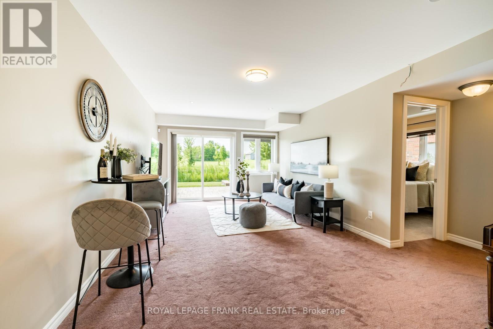 












17 LOGAN LANE

,
Kawartha Lakes (Lindsay),




Ontario
K9V0L3

