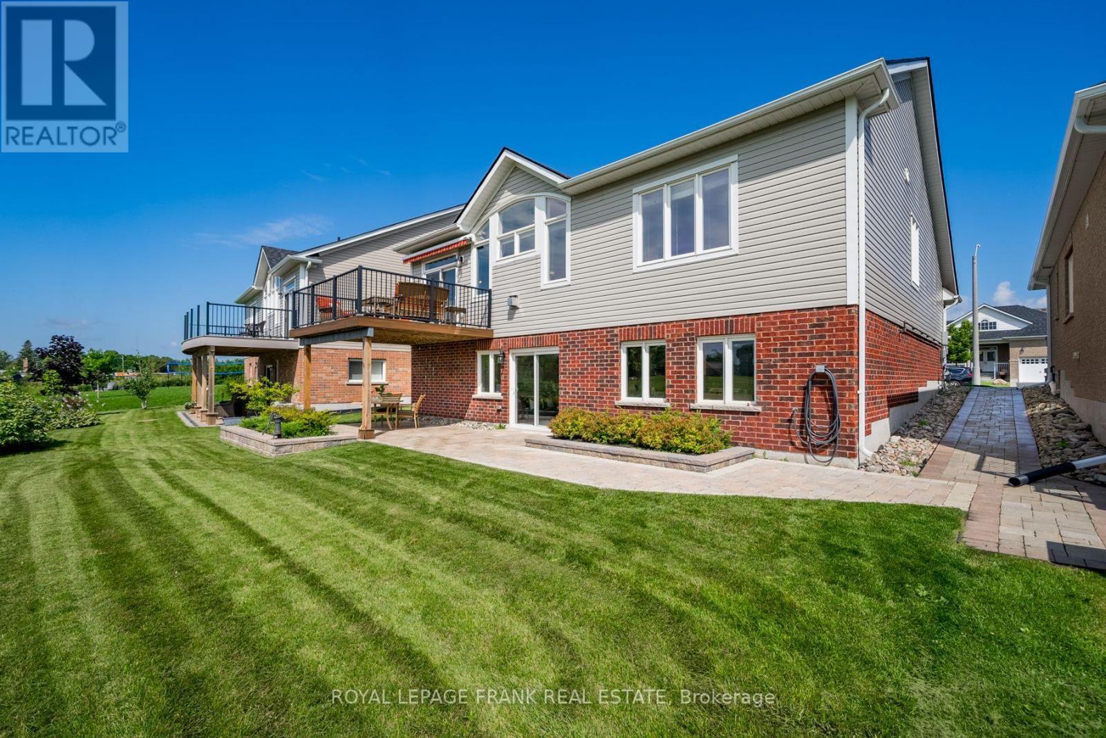 












17 LOGAN LANE

,
Kawartha Lakes (Lindsay),




Ontario
K9V0L3

