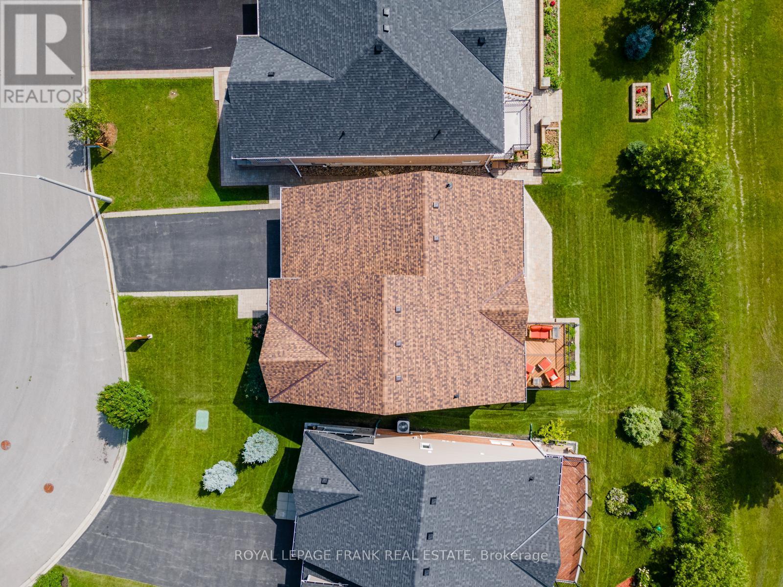 












17 LOGAN LANE

,
Kawartha Lakes (Lindsay),




Ontario
K9V0L3

