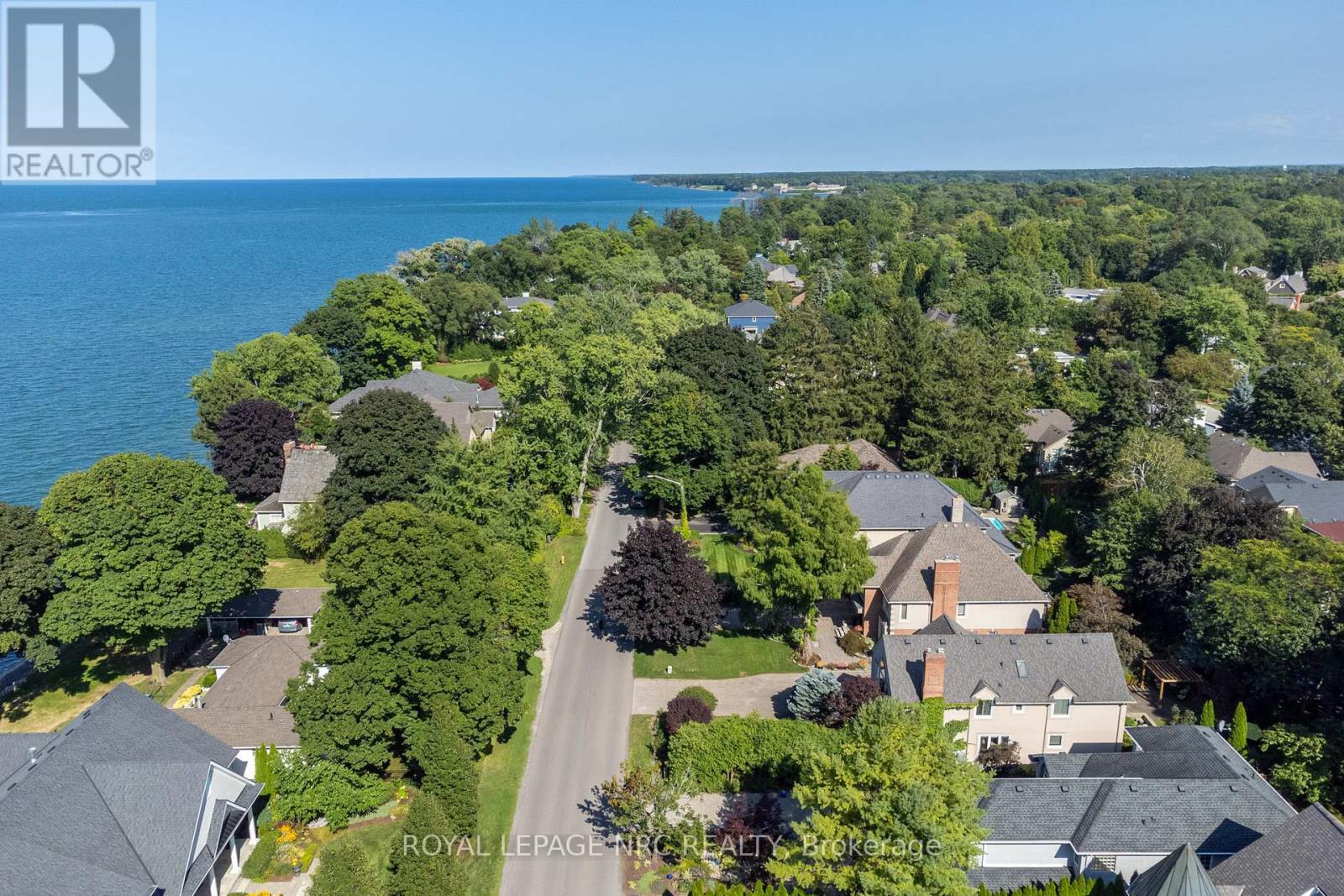 












328 NIAGARA BOULEVARD

,
Niagara-on-the-Lake (Town),




Ontario
L0S1J0

