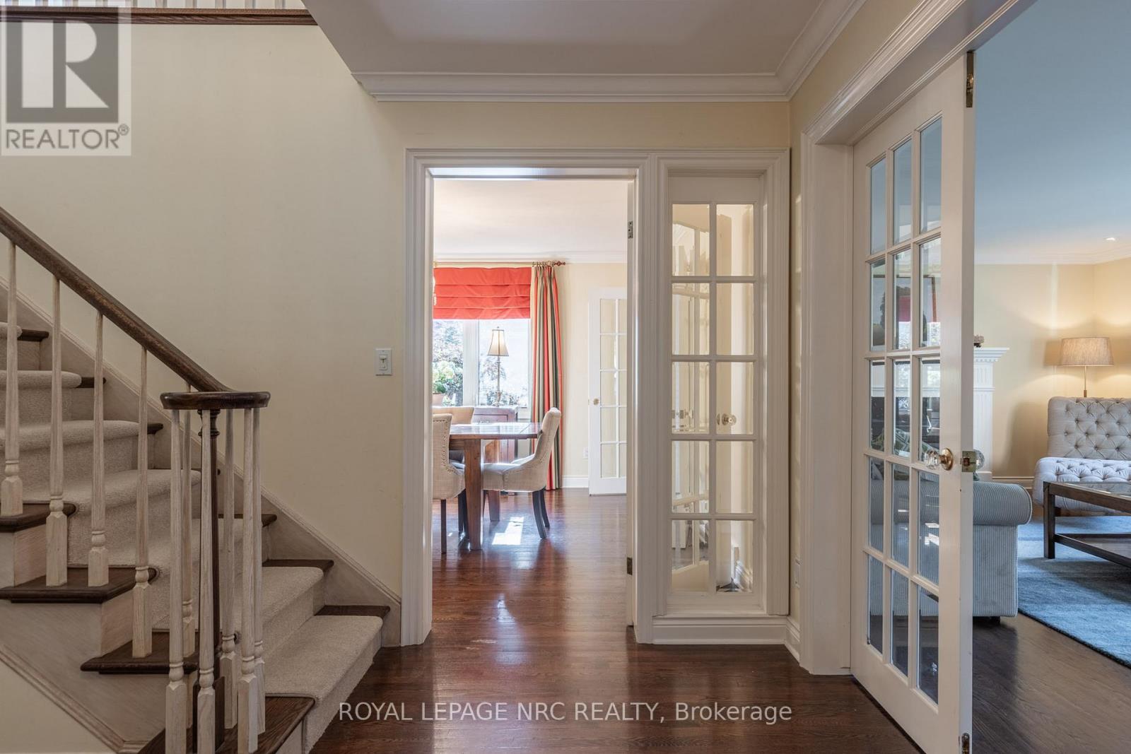 












328 NIAGARA BOULEVARD

,
Niagara-on-the-Lake (Town),




Ontario
L0S1J0

