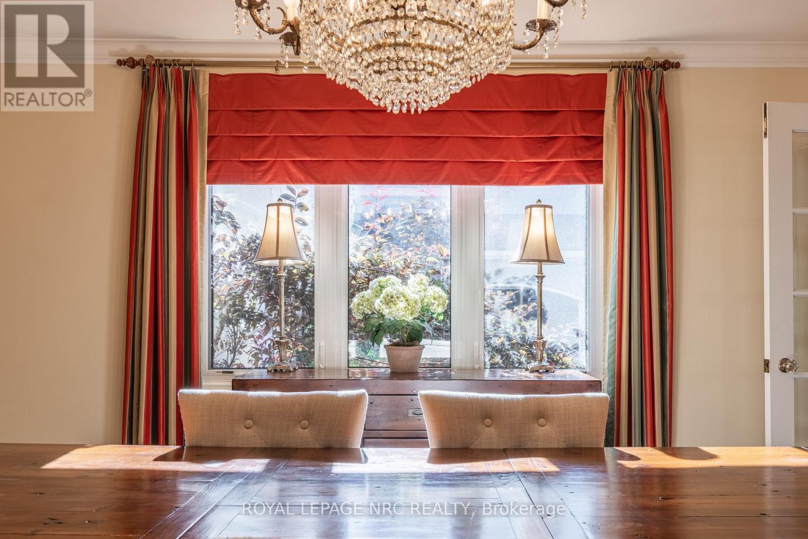 












328 NIAGARA BOULEVARD

,
Niagara-on-the-Lake (Town),




Ontario
L0S1J0

