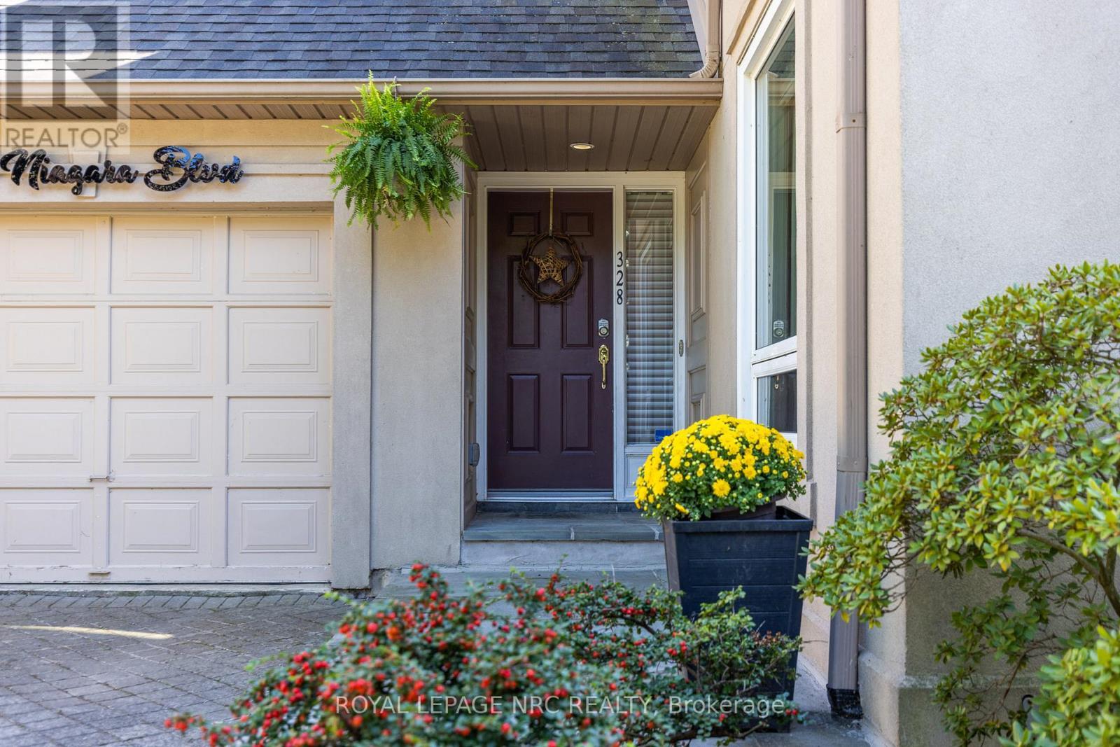 












328 NIAGARA BOULEVARD

,
Niagara-on-the-Lake (Town),




Ontario
L0S1J0

