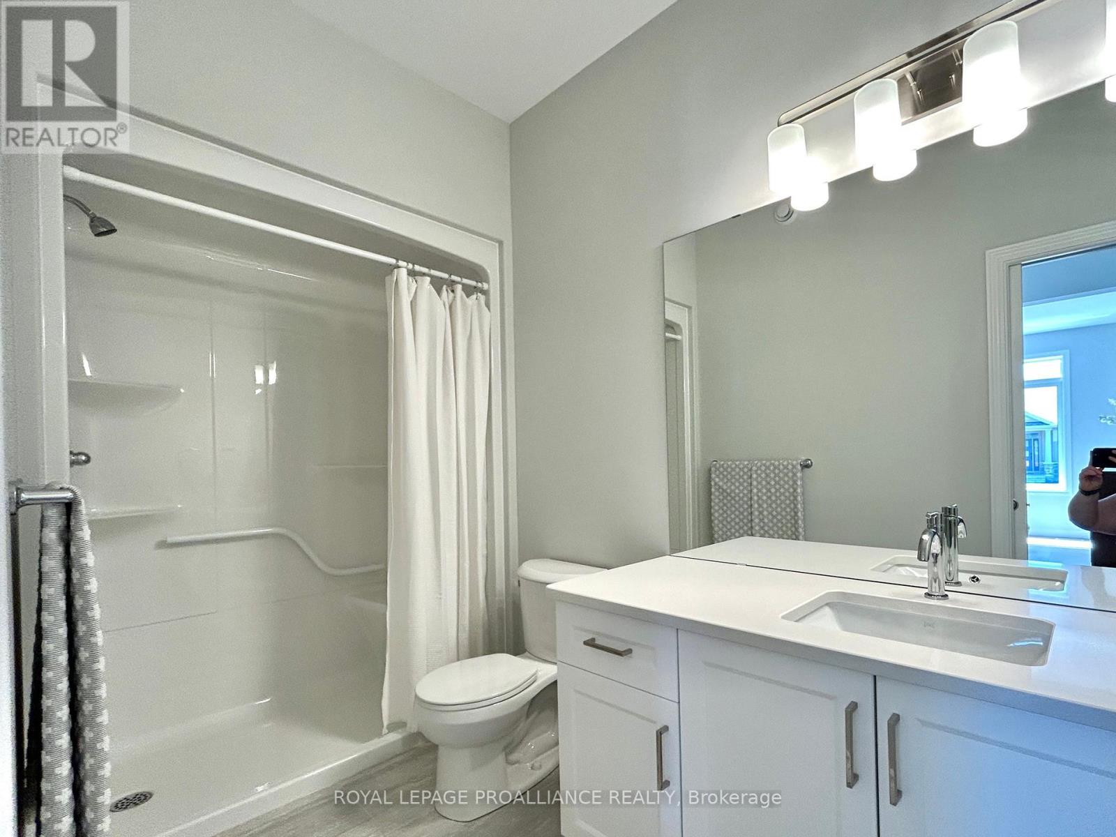 












79 ATHABASKA DRIVE

,
Belleville (Thurlow Ward),




Ontario
K8N0T1

