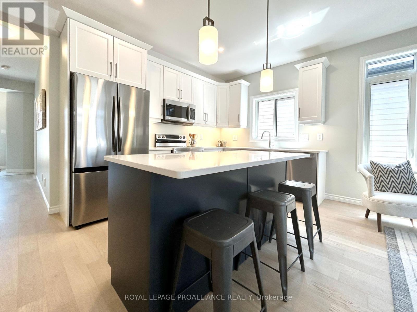 












79 ATHABASKA DRIVE

,
Belleville (Thurlow Ward),




Ontario
K8N0T1

