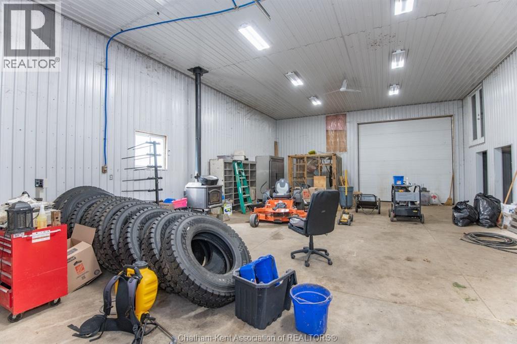 












9525 MCNAUGHTON LINE

,
Chatham,







Ontario
N7M5J7

