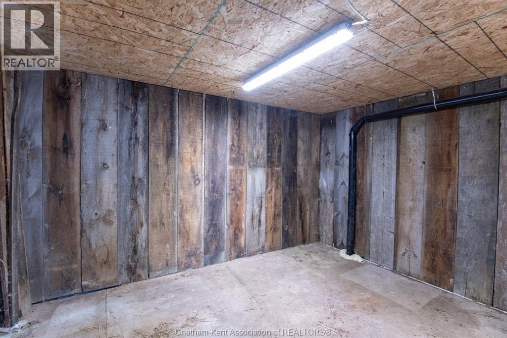 












9525 MCNAUGHTON LINE

,
Chatham,







Ontario
N7M5J7

