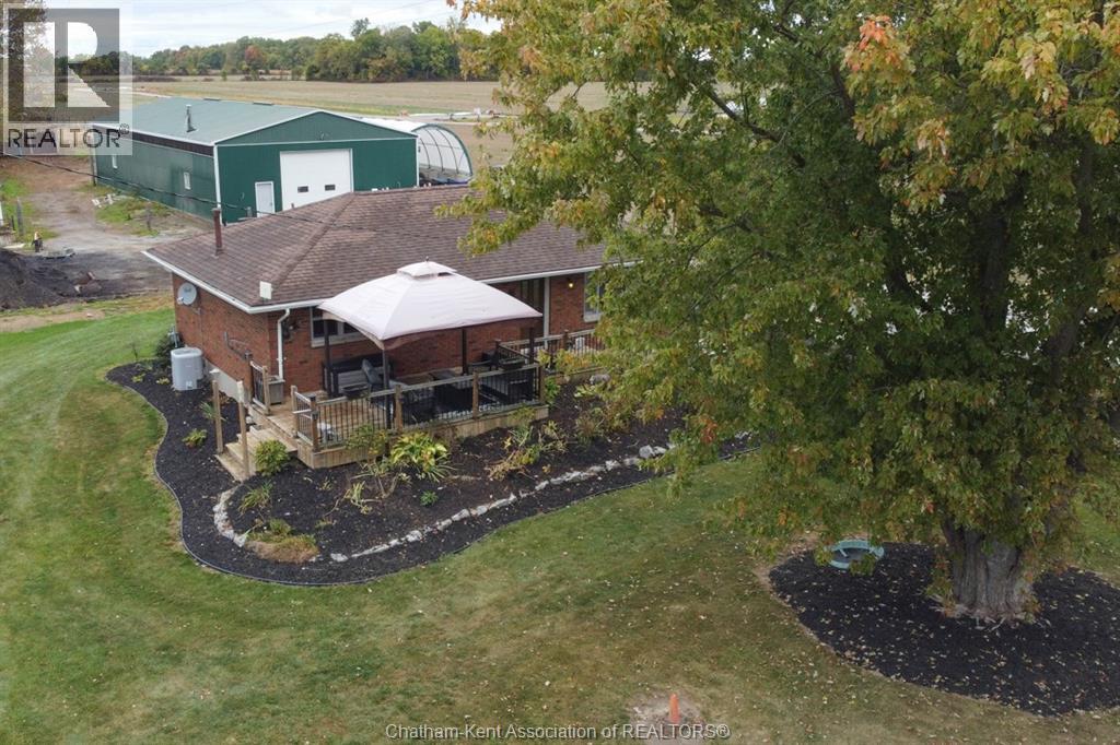 












9525 MCNAUGHTON LINE

,
Chatham,







Ontario
N7M5J7

