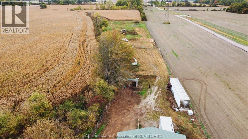 












9525 MCNAUGHTON LINE

,
Chatham,







Ontario
N7M5J7

