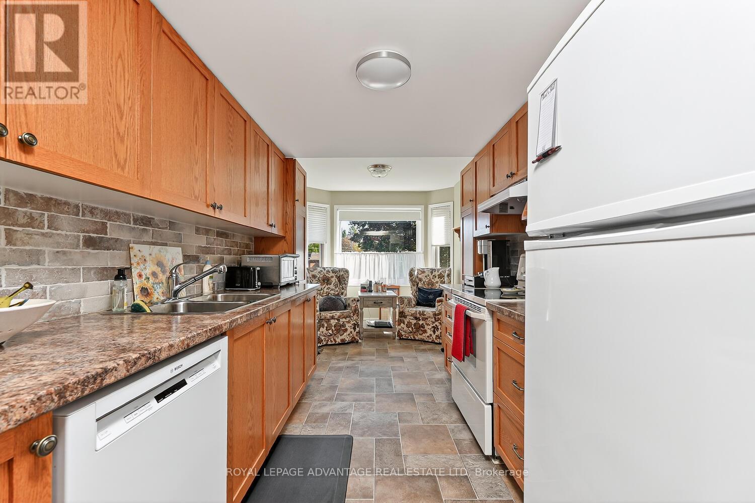 












206 - 23 ROGERS ROAD

,
Perth,




Ontario
K7H1P2

