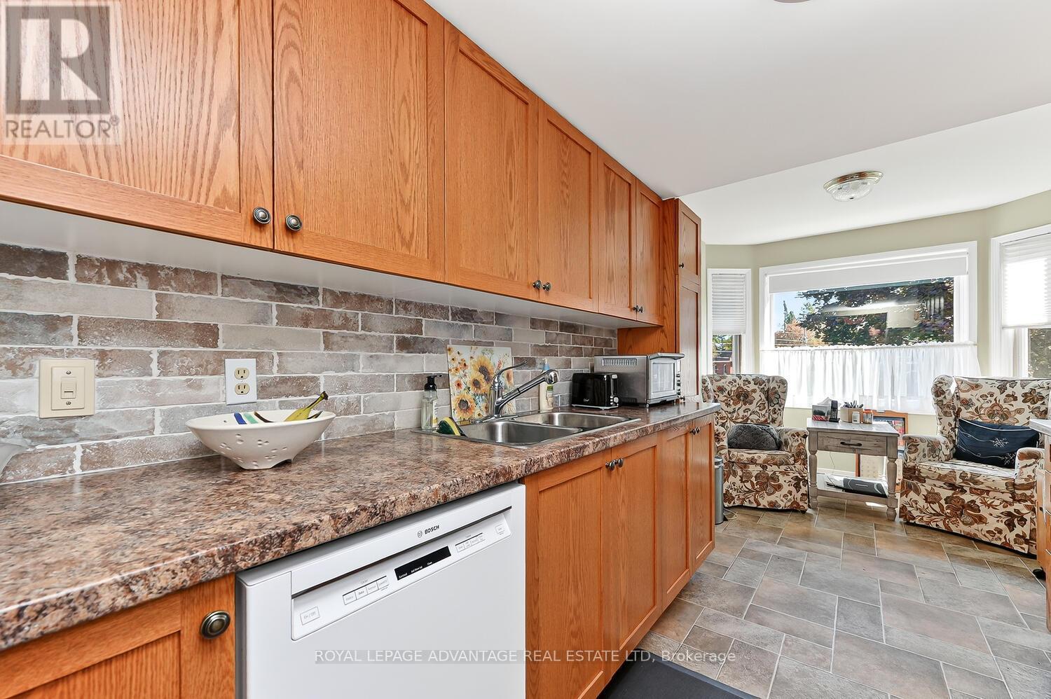 












206 - 23 ROGERS ROAD

,
Perth,




Ontario
K7H1P2


