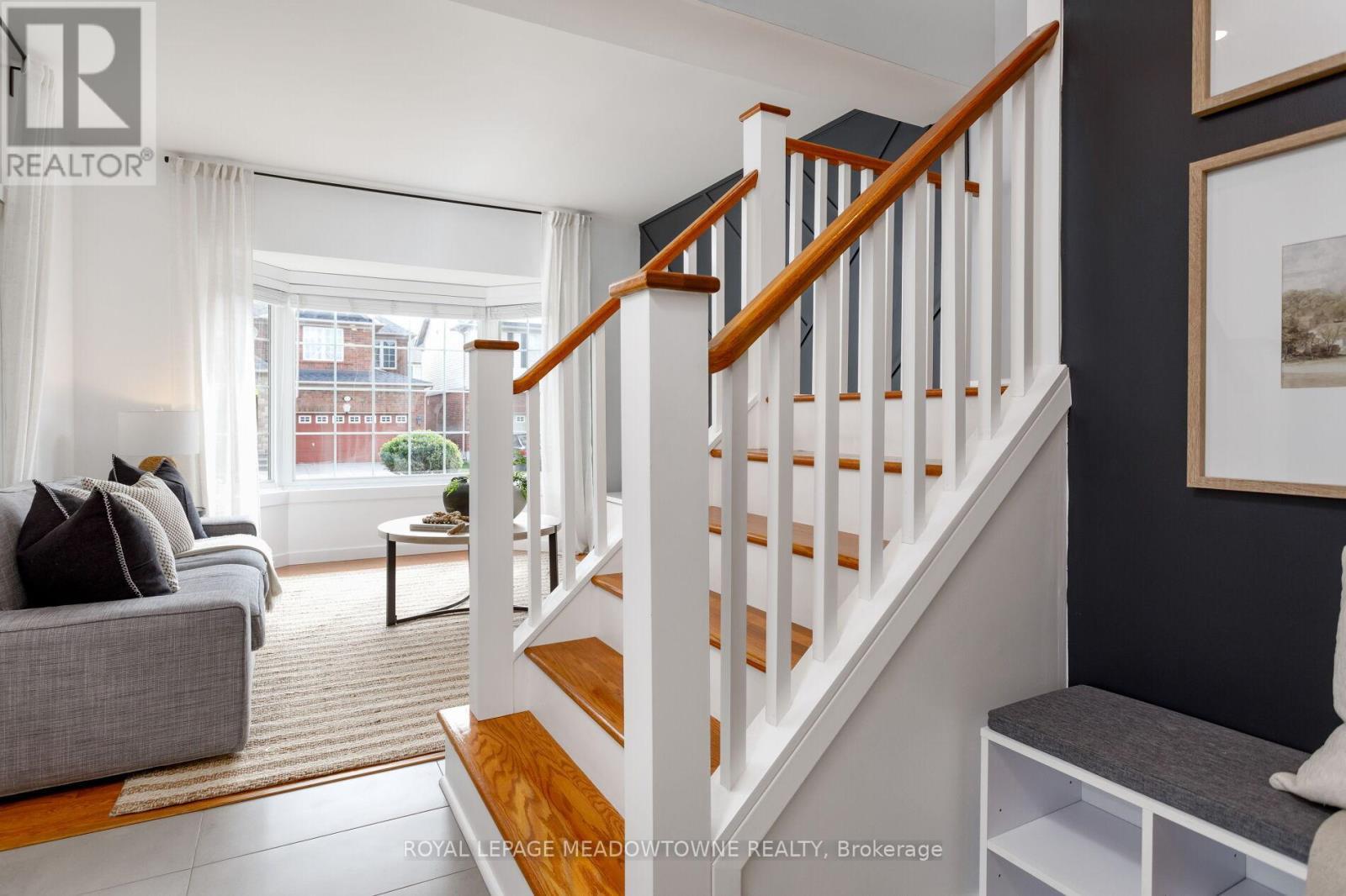 












976 LANCASTER BOULEVARD

,
Milton,




Ontario
L9T6E1

