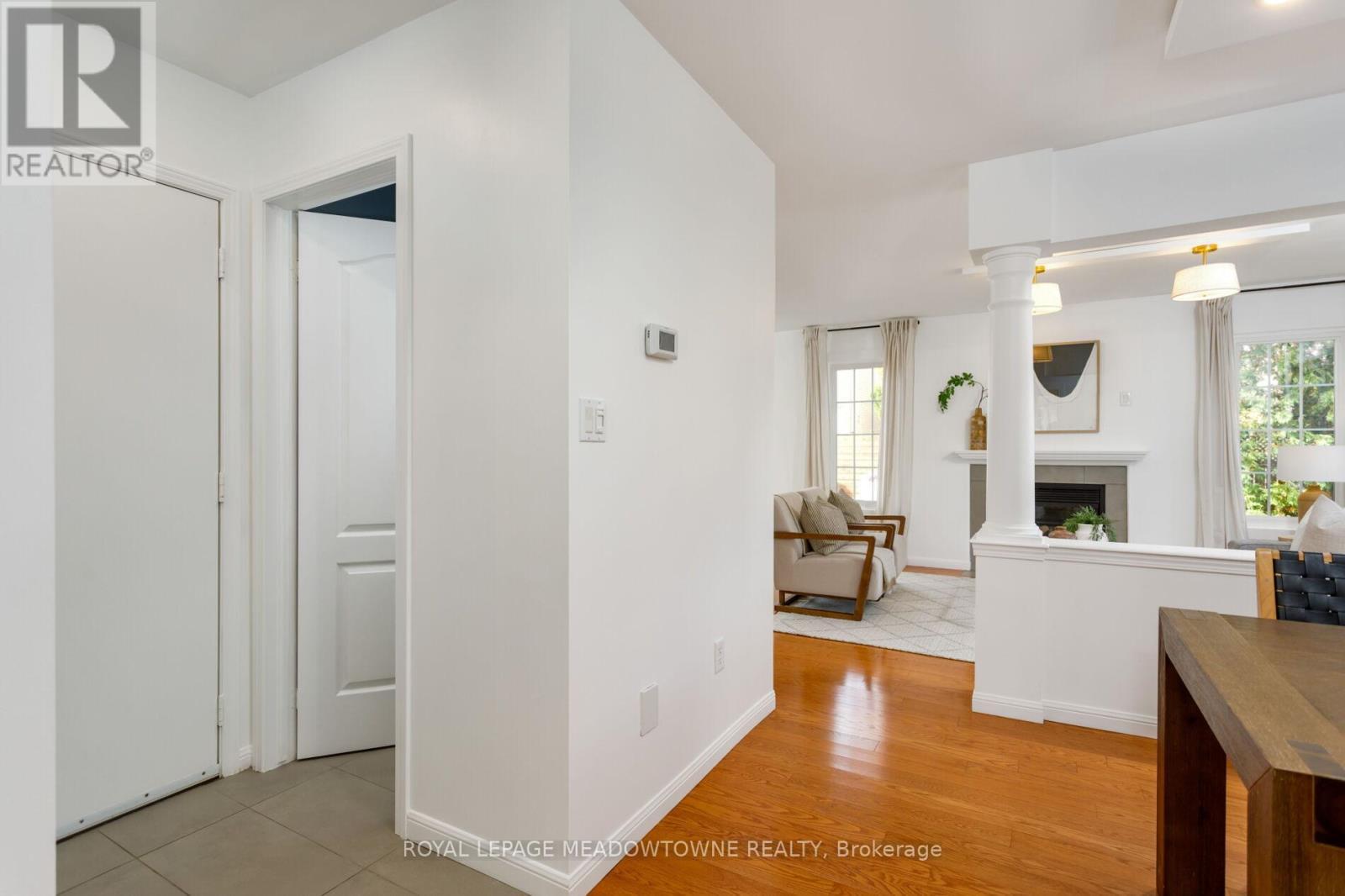 












976 LANCASTER BOULEVARD

,
Milton,




Ontario
L9T6E1

