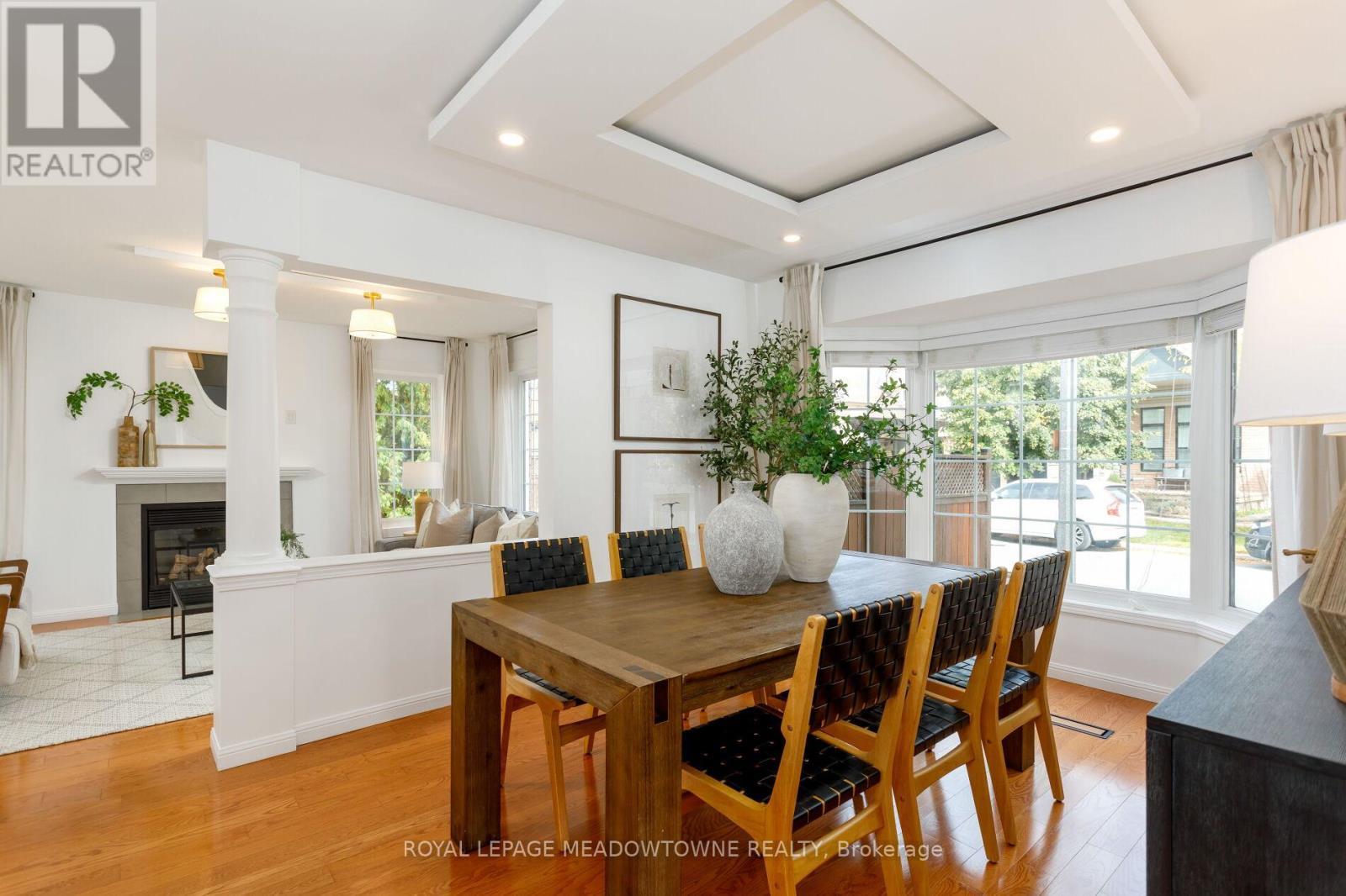 












976 LANCASTER BOULEVARD

,
Milton,




Ontario
L9T6E1


