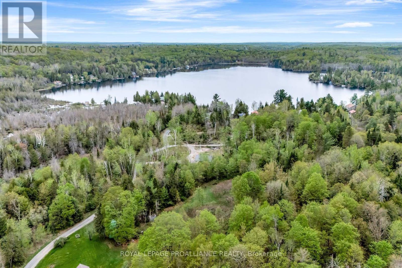 












34 ELM LANE

,
Tudor and Cashel (Cashel Ward),




Ontario
K0L1W0

