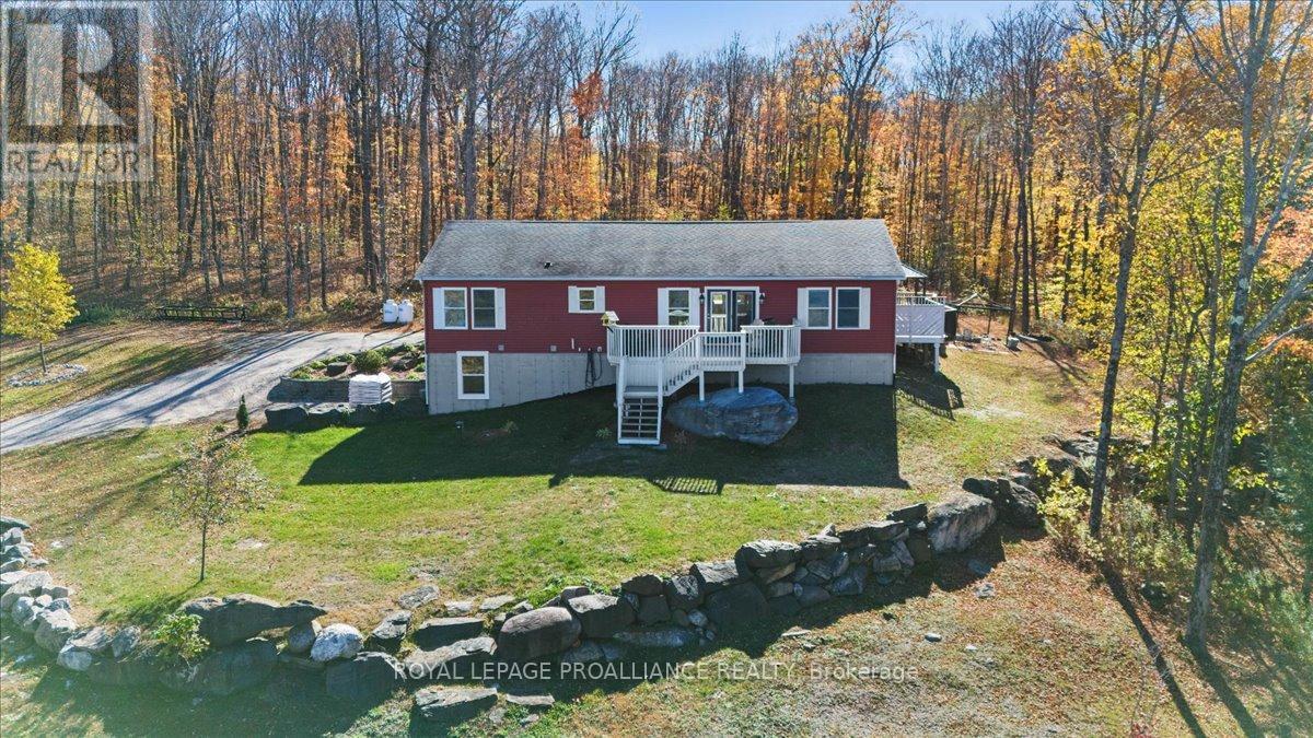 












9800 ROAD 509

,
Frontenac (Frontenac North),




Ontario
K0H1J0

