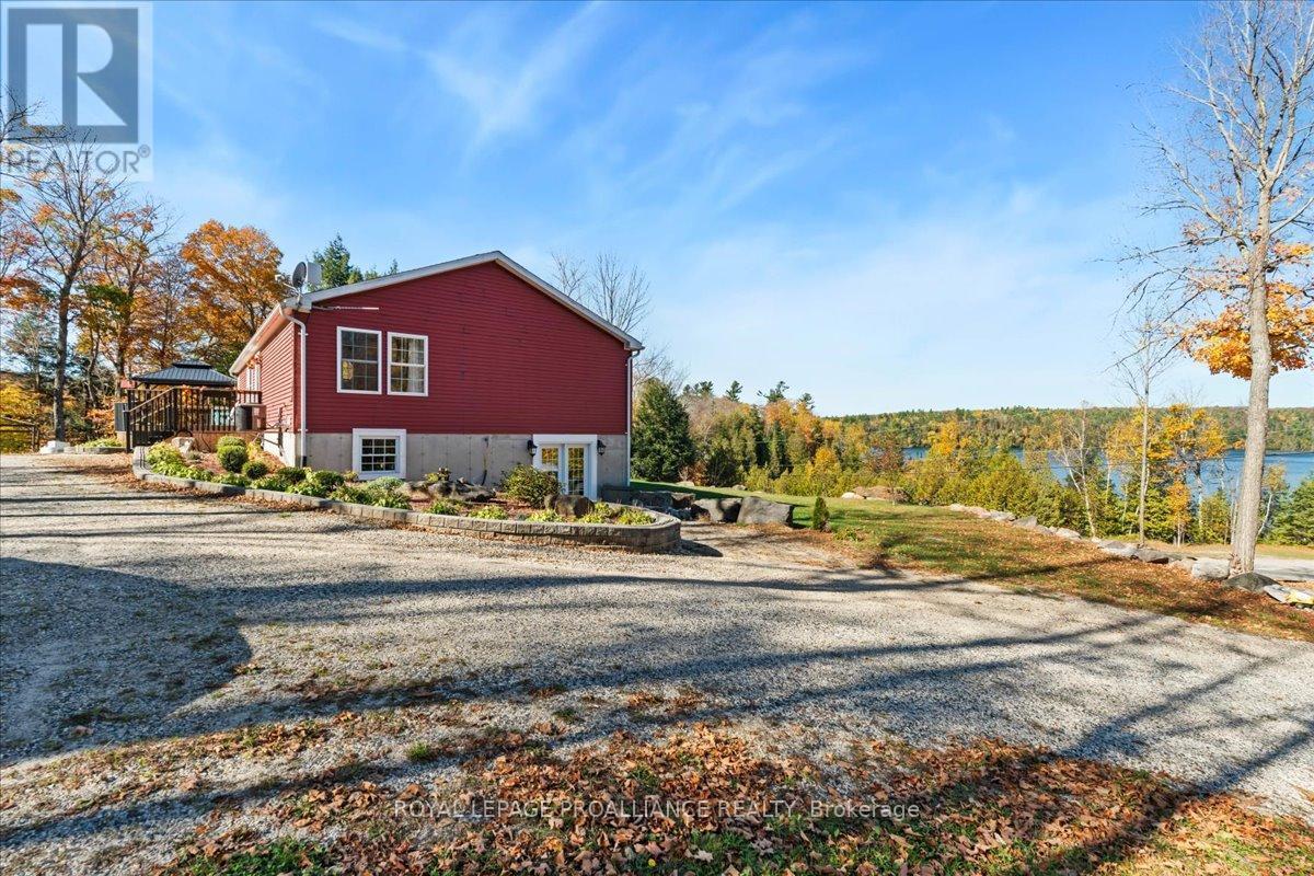 












9800 ROAD 509

,
Frontenac (Frontenac North),




Ontario
K0H1J0

