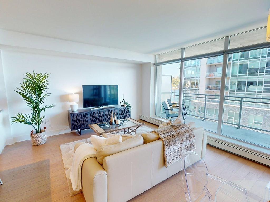 












504 15 Kings Wharf Place

,
Dartmouth,




NS
B2Y 0C2

