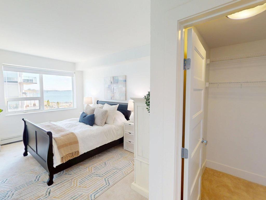 












504 15 Kings Wharf Place

,
Dartmouth,




NS
B2Y 0C2

