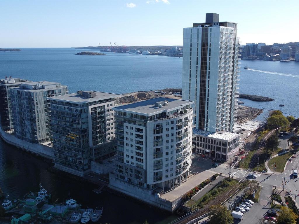 












504 15 Kings Wharf Place

,
Dartmouth,




NS
B2Y 0C2

