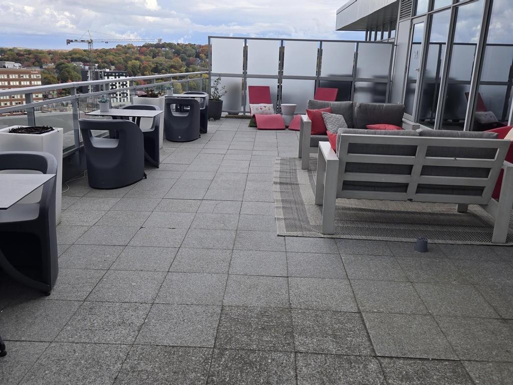 












504 15 Kings Wharf Place

,
Dartmouth,




NS
B2Y 0C2

