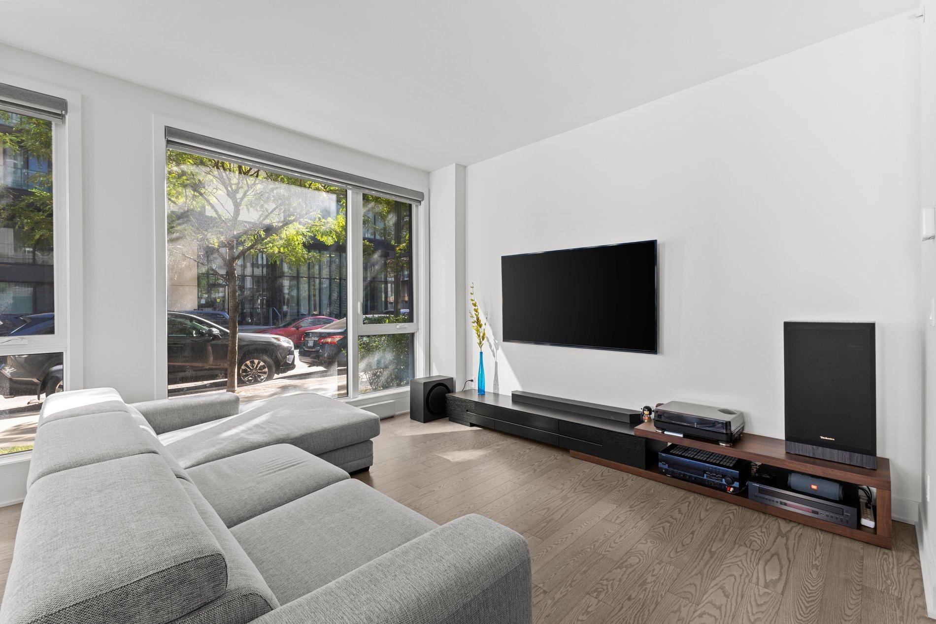 









1400


Rue Ottawa

, 118B,
Montréal (Le Sud-Ouest),




QC
H3C0Y9

