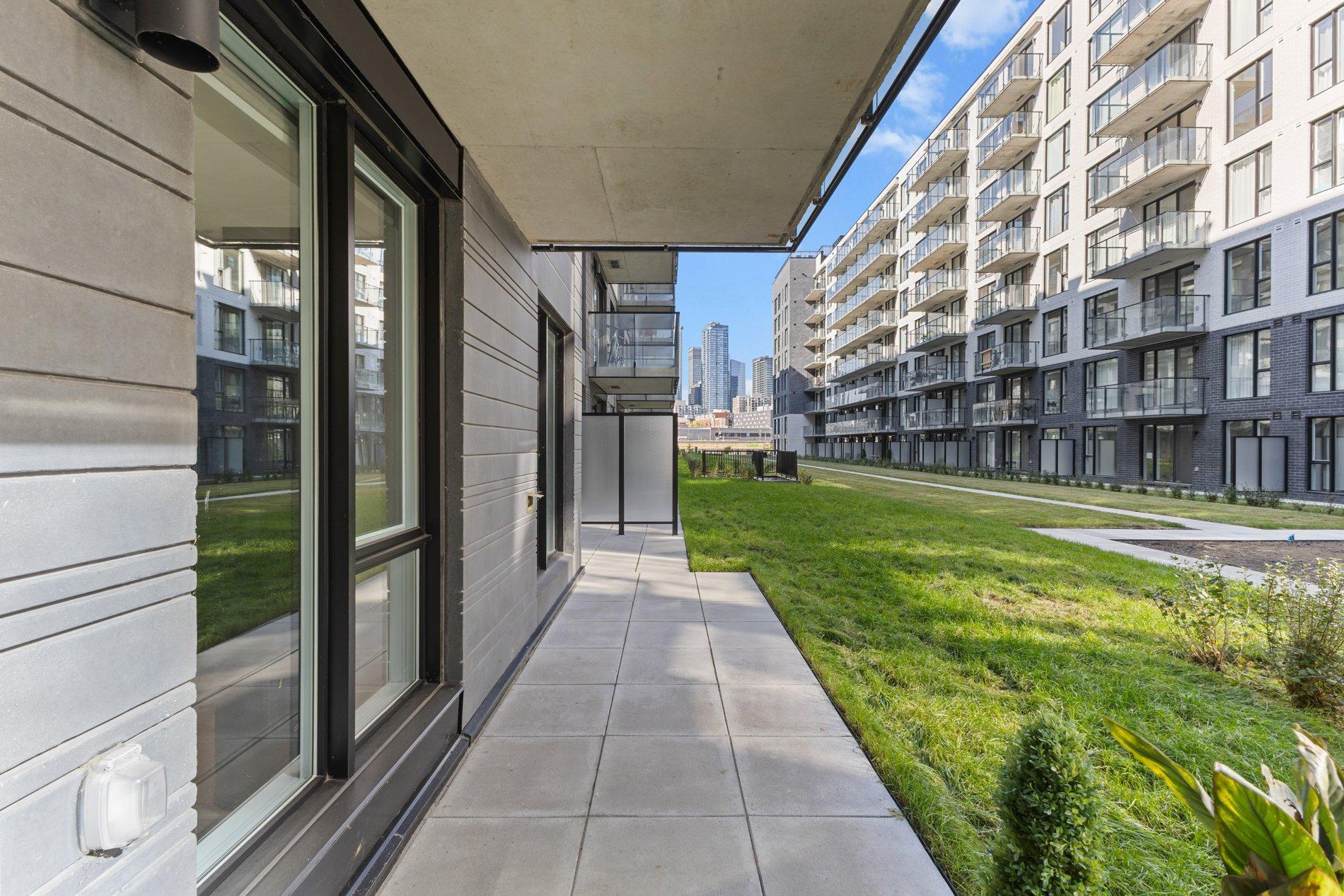 









1400


Rue Ottawa

, 118B,
Montréal (Le Sud-Ouest),




QC
H3C0Y9

