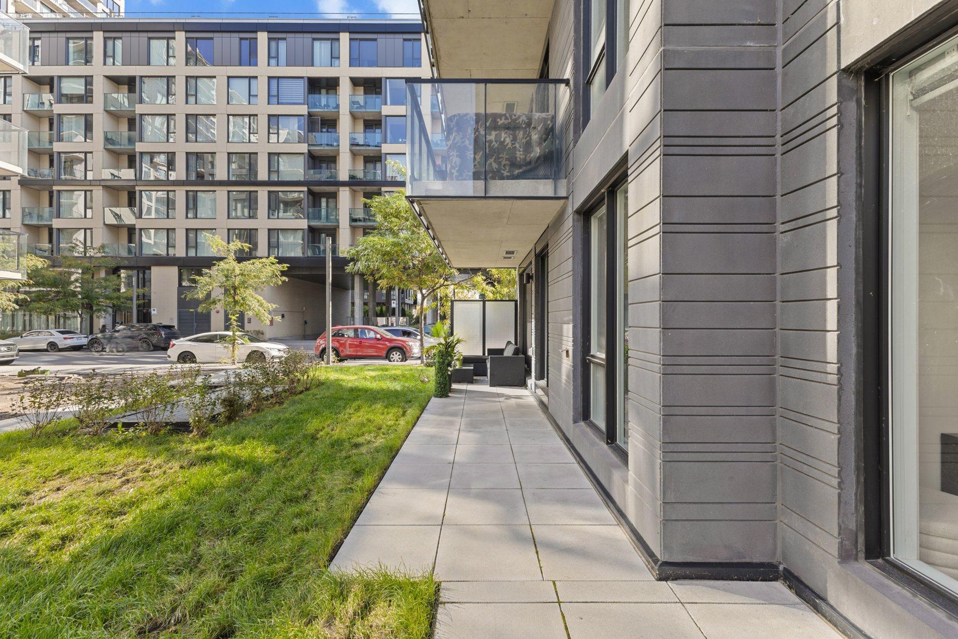 









1400


Rue Ottawa

, 118B,
Montréal (Le Sud-Ouest),




QC
H3C0Y9

