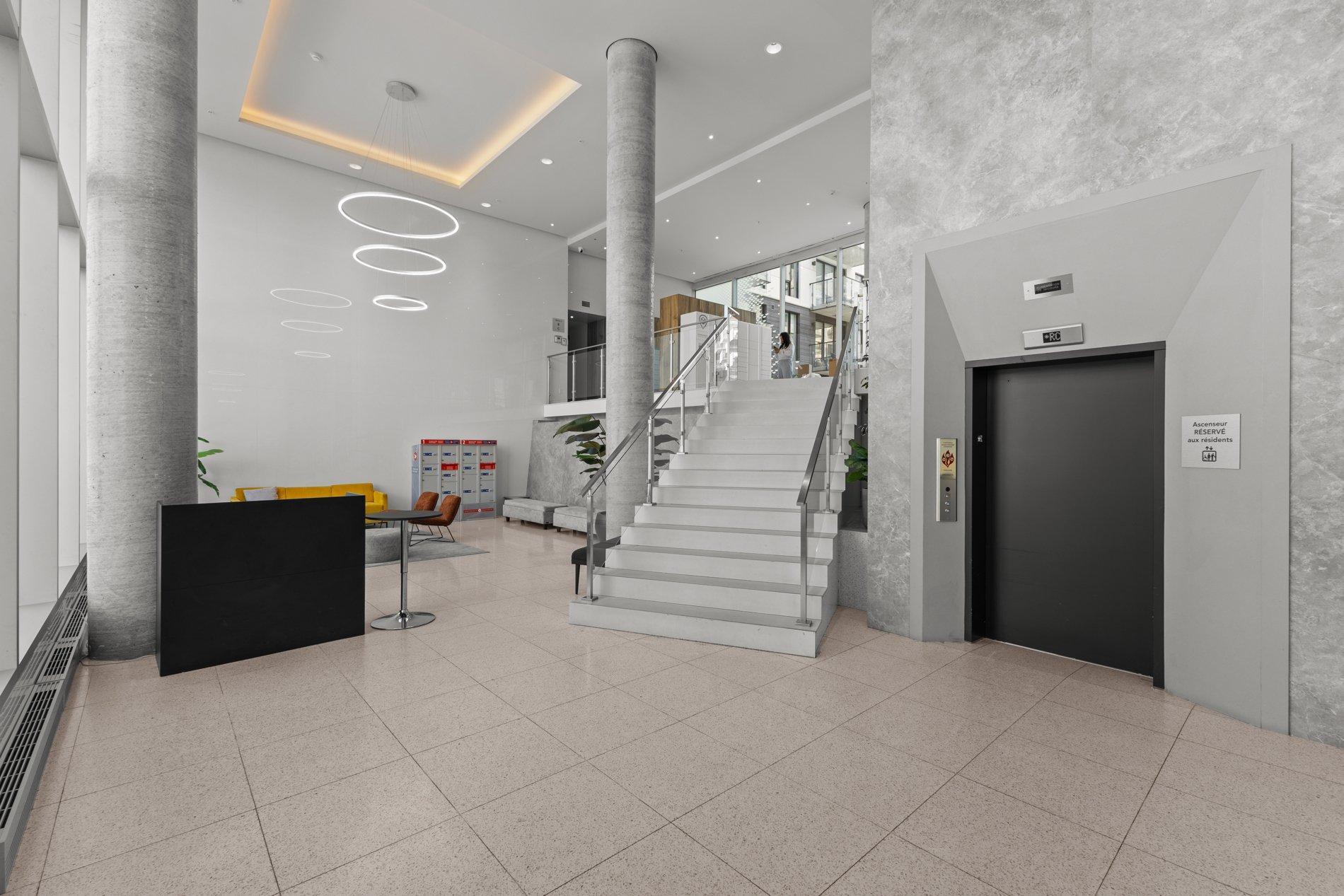 









1400


Rue Ottawa

, 118B,
Montréal (Le Sud-Ouest),




QC
H3C0Y9

