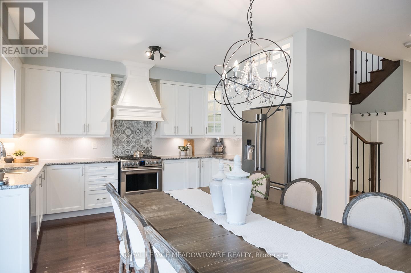 












476 MCGIBBON DRIVE

,
Milton,




Ontario
L9T5K7

