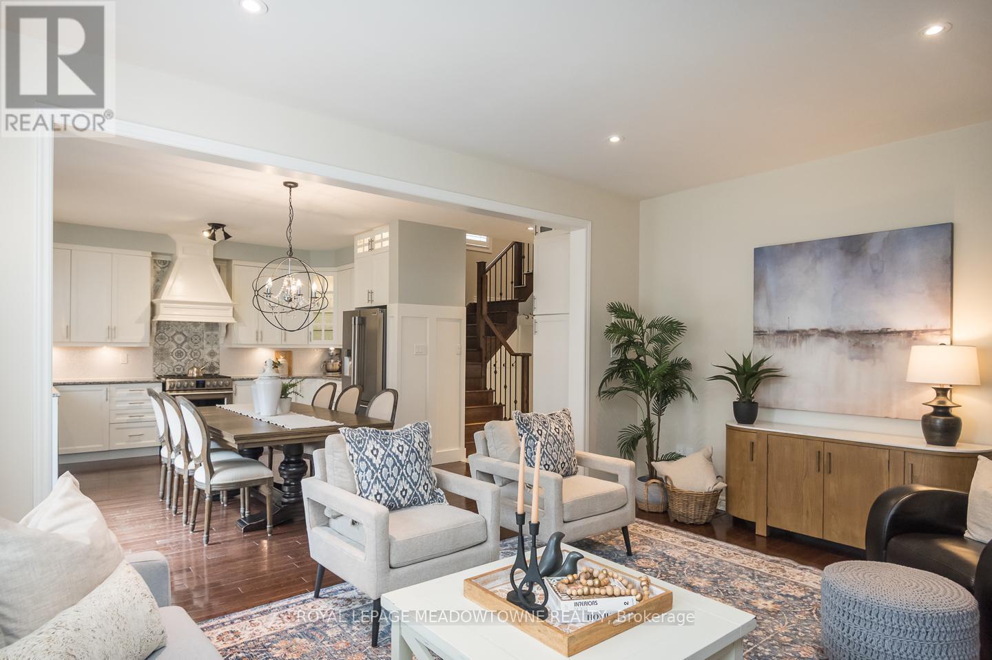 












476 MCGIBBON DRIVE

,
Milton,




Ontario
L9T5K7

