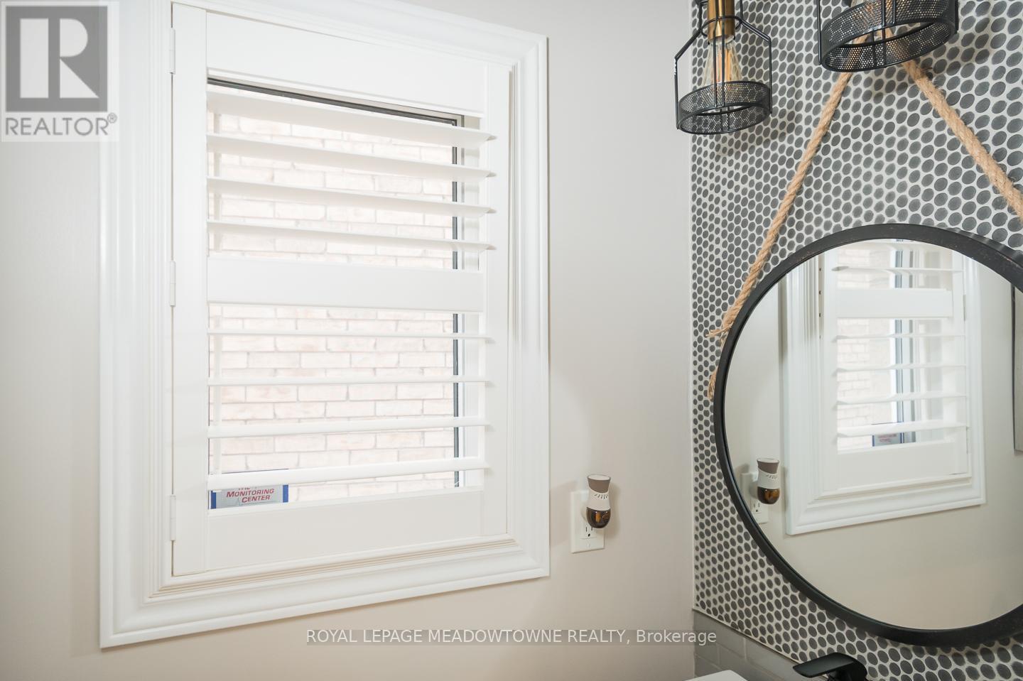 












476 MCGIBBON DRIVE

,
Milton,




Ontario
L9T5K7

