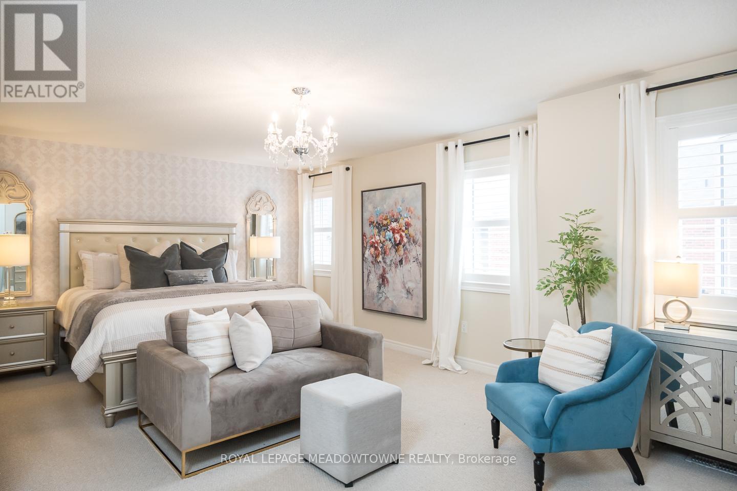 












476 MCGIBBON DRIVE

,
Milton,




Ontario
L9T5K7

