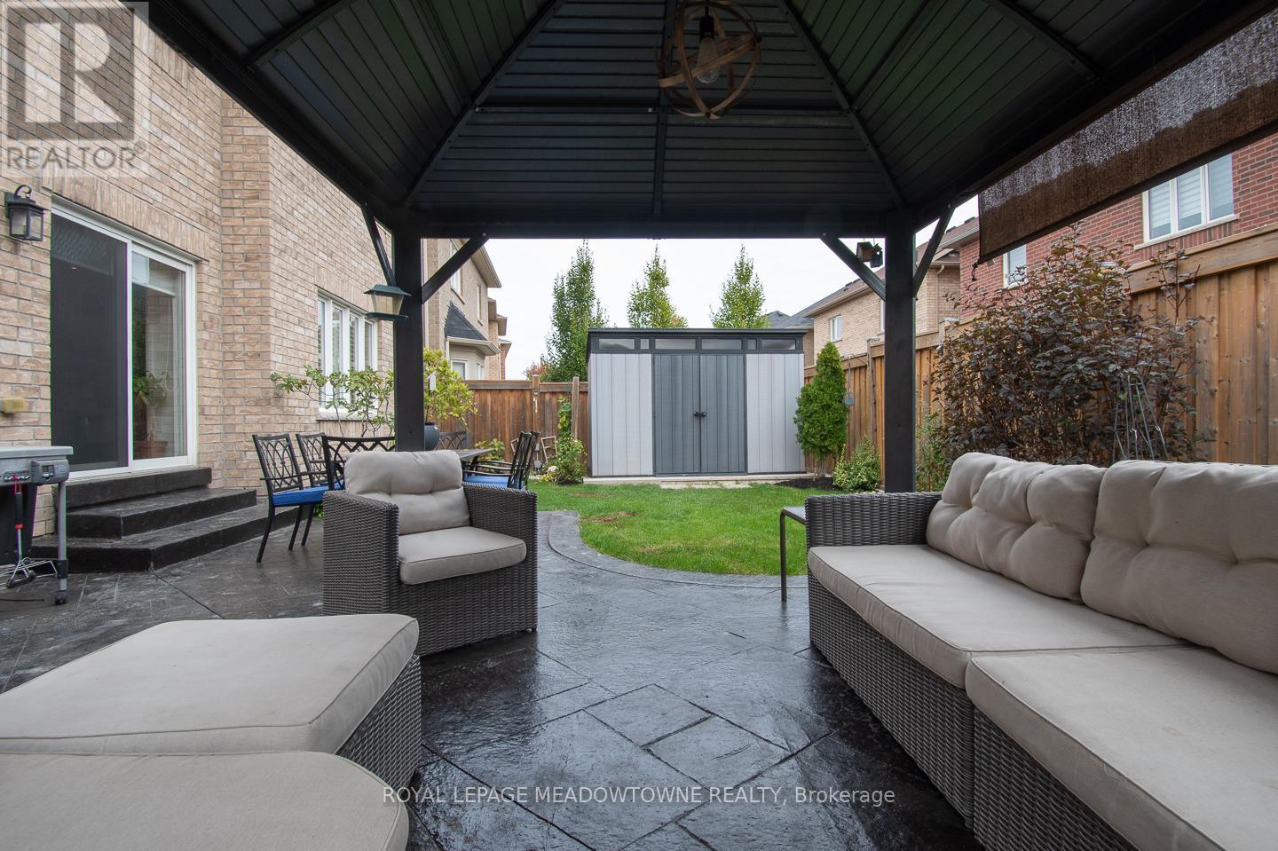












476 MCGIBBON DRIVE

,
Milton,




Ontario
L9T5K7

