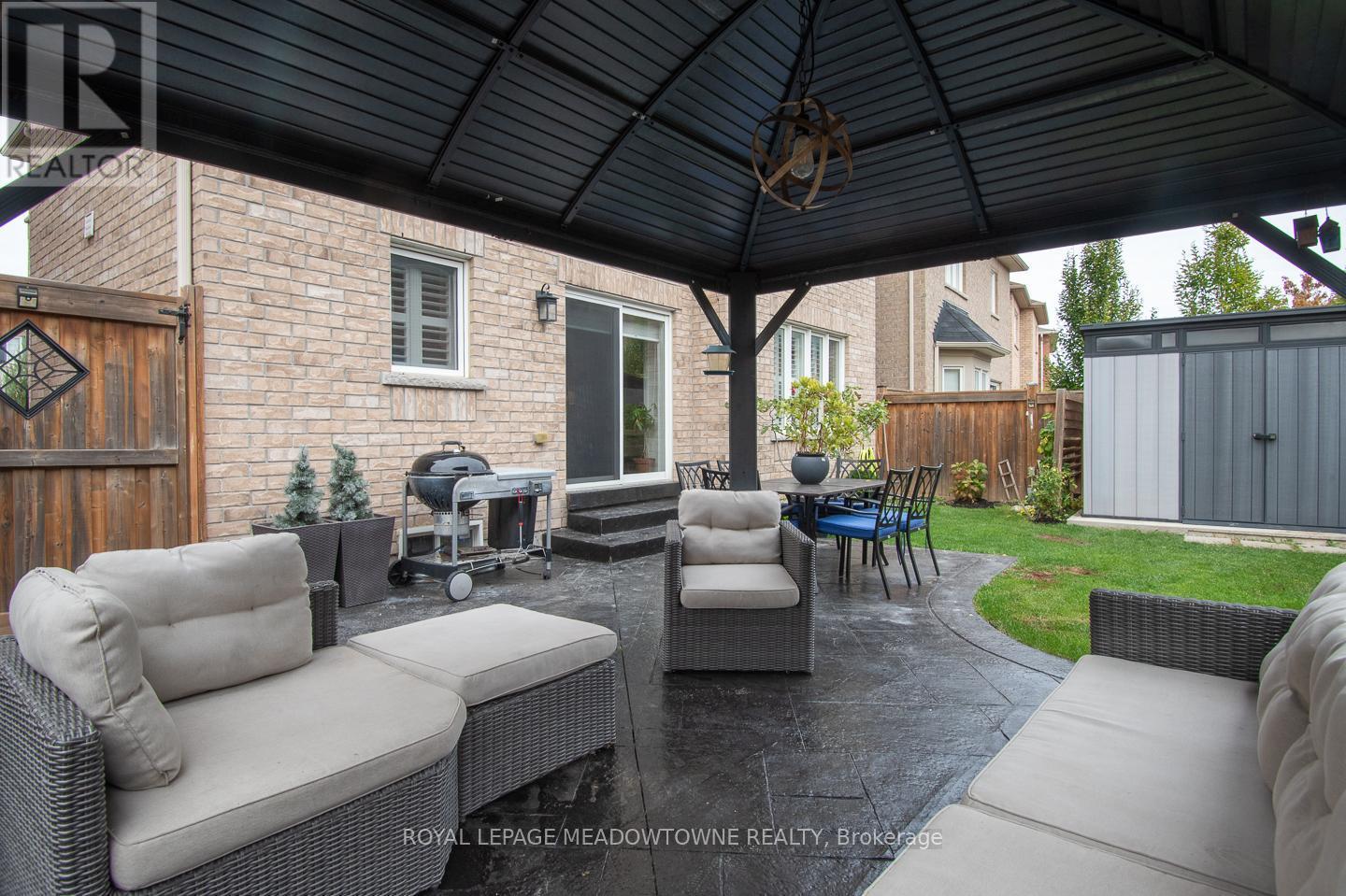 












476 MCGIBBON DRIVE

,
Milton,




Ontario
L9T5K7

