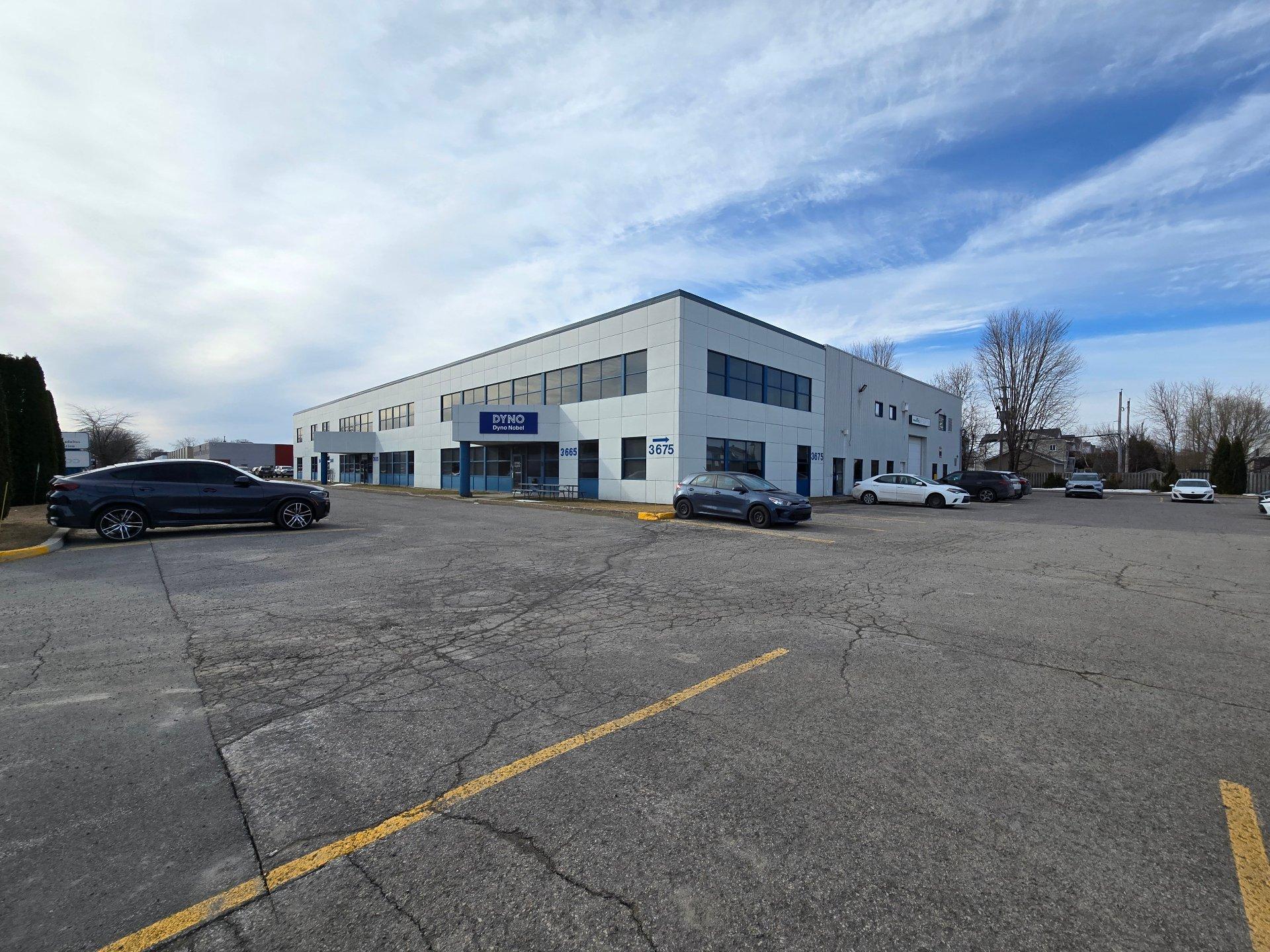









3675


Boul. de la Grande-Allée

, 212,
Boisbriand,




QC
J7H1H5


