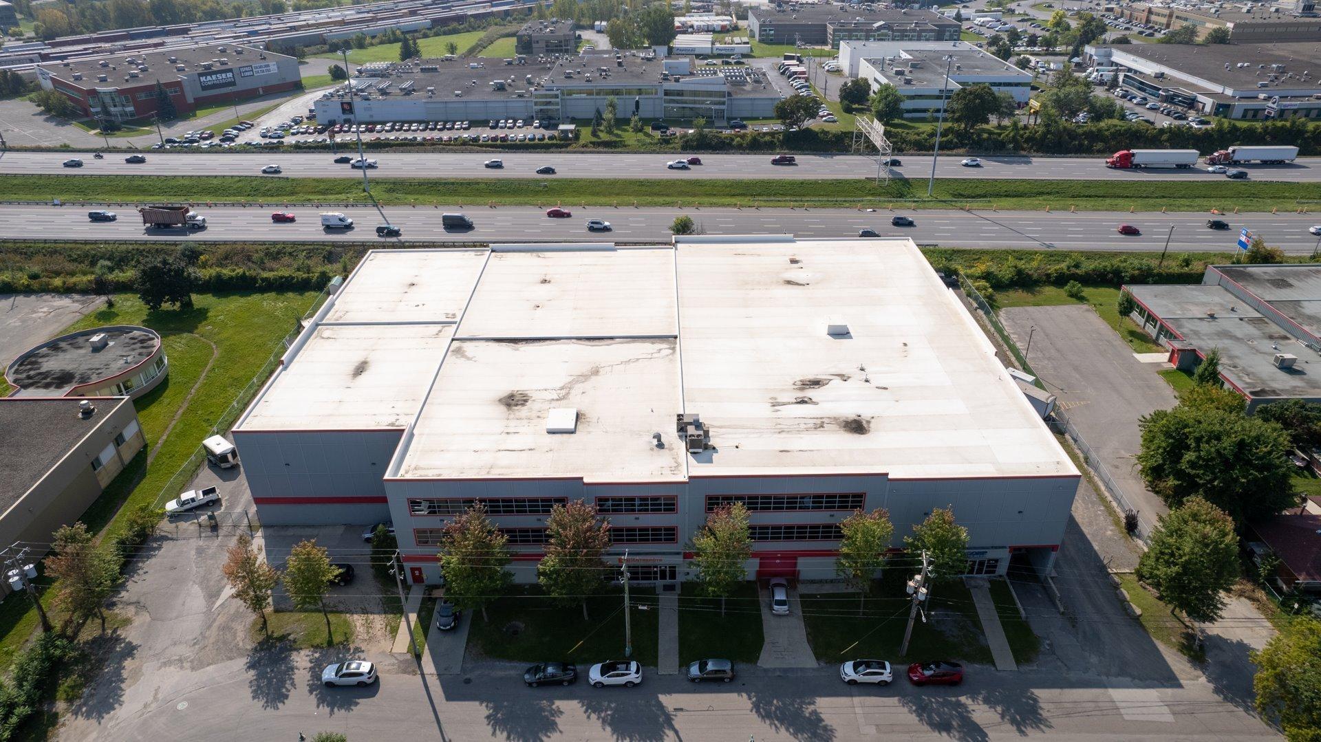 









24


Carré Sicard

, 1,
Sainte-Thérèse,




QC
J7E3X6

