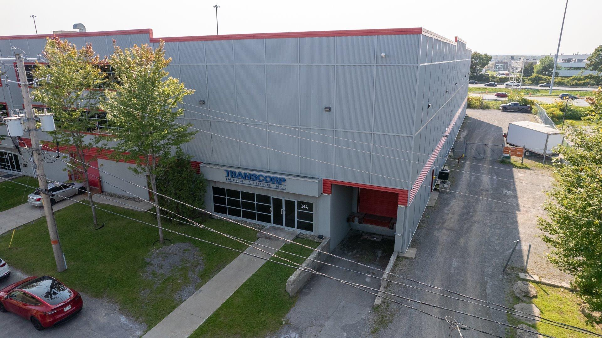 









24


Carré Sicard

, 1,
Sainte-Thérèse,




QC
J7E3X6

